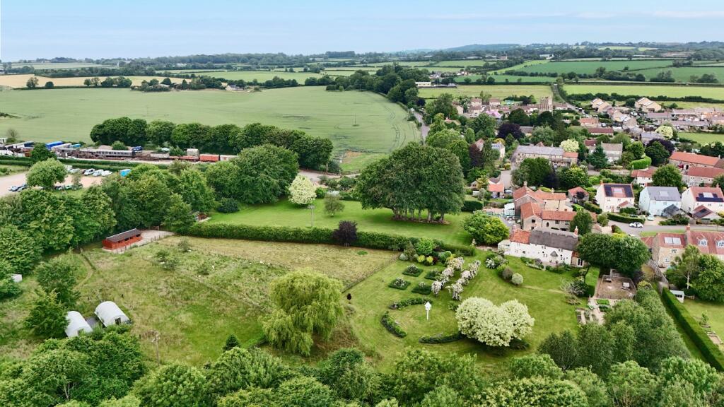 Additional image 28 of West Cranmore