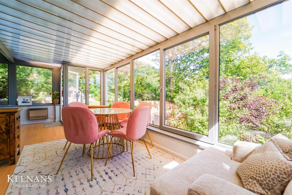 Additional image 9 of Barn Field Close, Colne