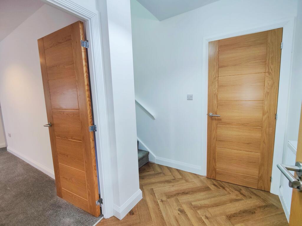 Additional image 3 of Haslucks Green Road, Shirley, SOLIHULL