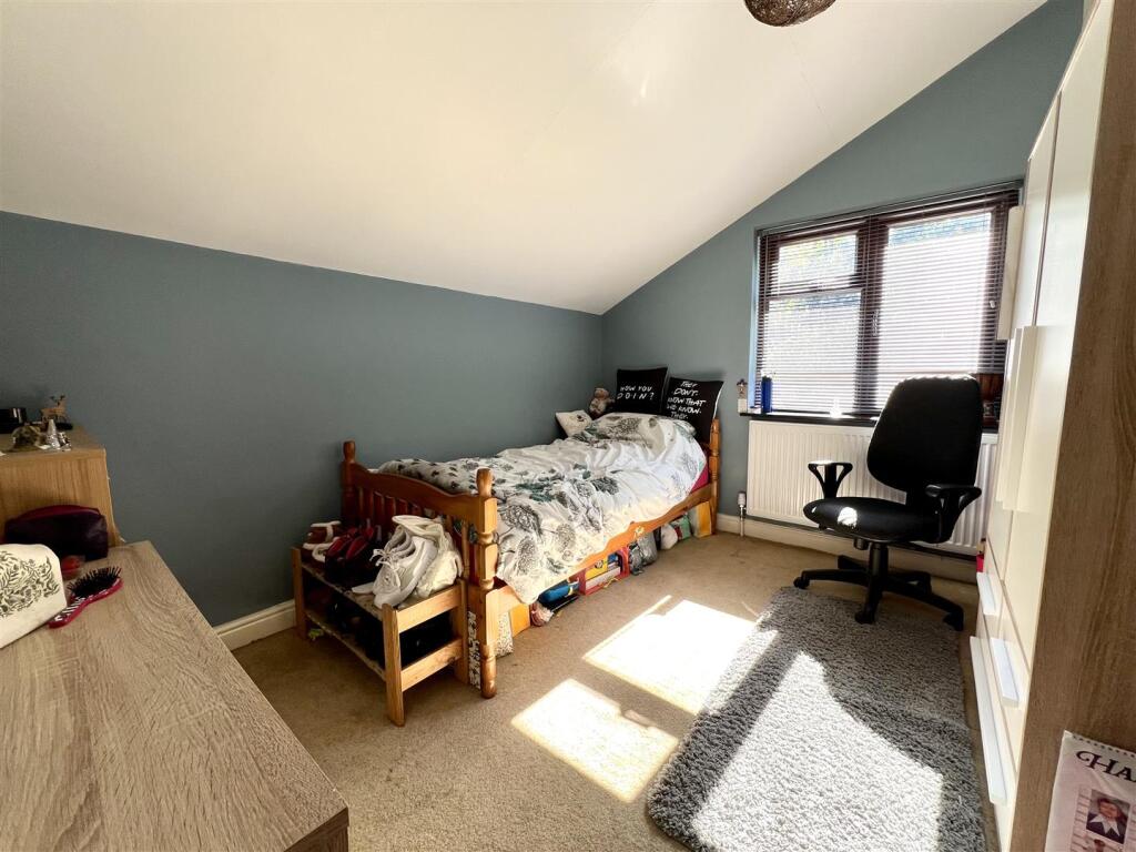 Additional image 14 of Crownest Lane, Bingley