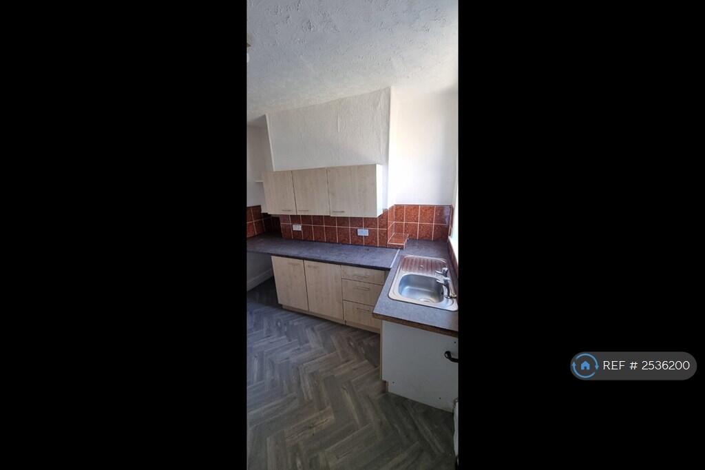 Additional image 4 of Basil Street, Colne, BB8