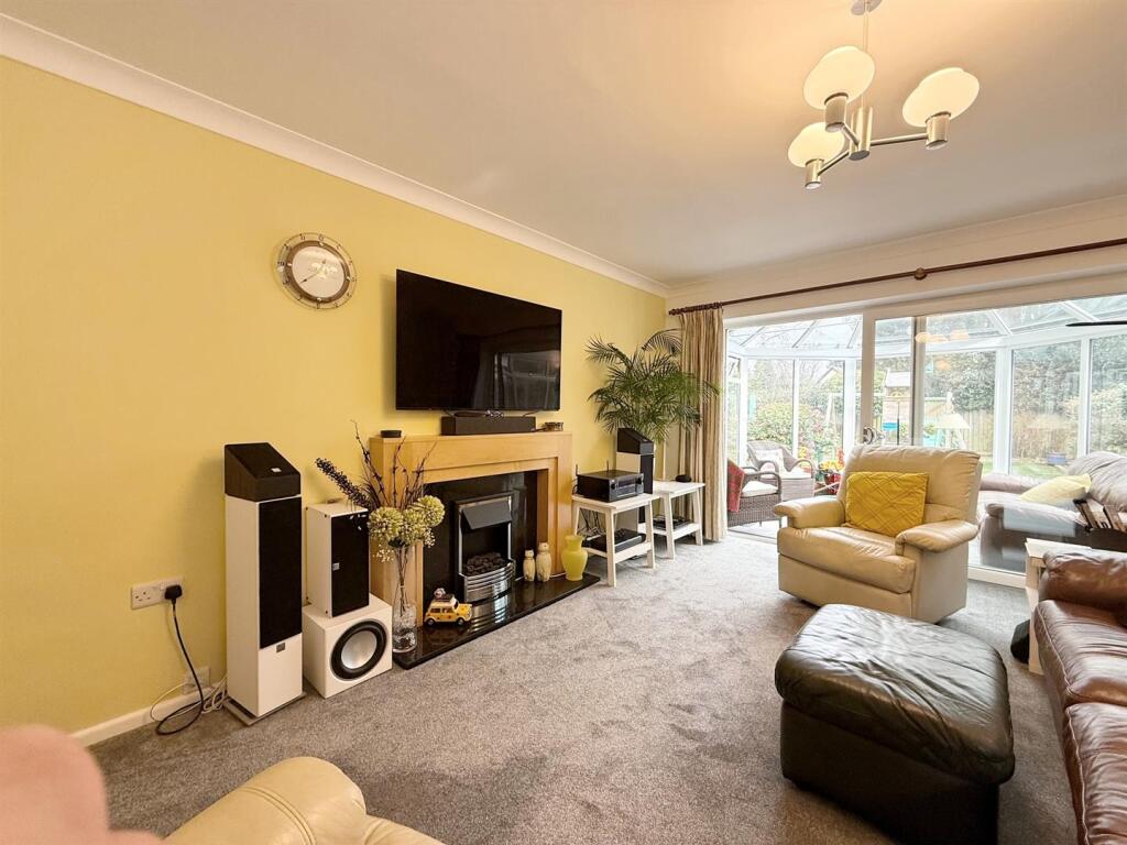 Additional image 39 of Redlands Way, Streetly