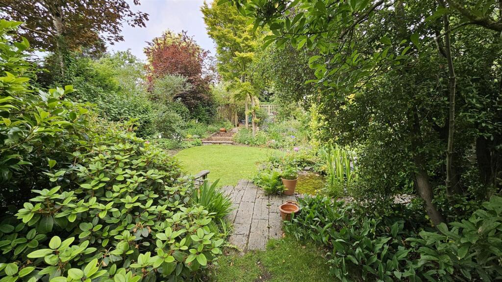 Additional image 23 of Green Lanes, Wylde Green, Sutton Coldfield