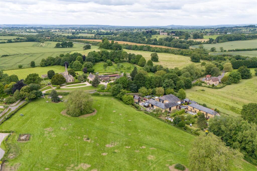 Additional image 18 of Downyard, Compton Pauncefoot, Yeovil