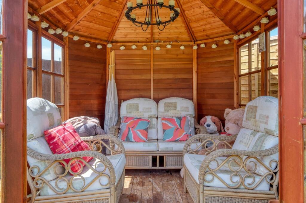 Additional image 18 of Hawthorn Drive, Hollywood, B47