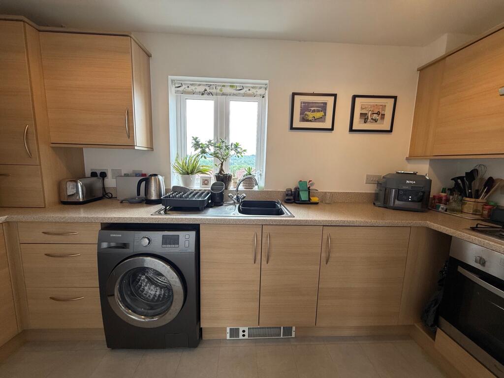 Additional image 5 of Hood Road, Wyndham Park, Yeovil, Somerset, BA21 5EN