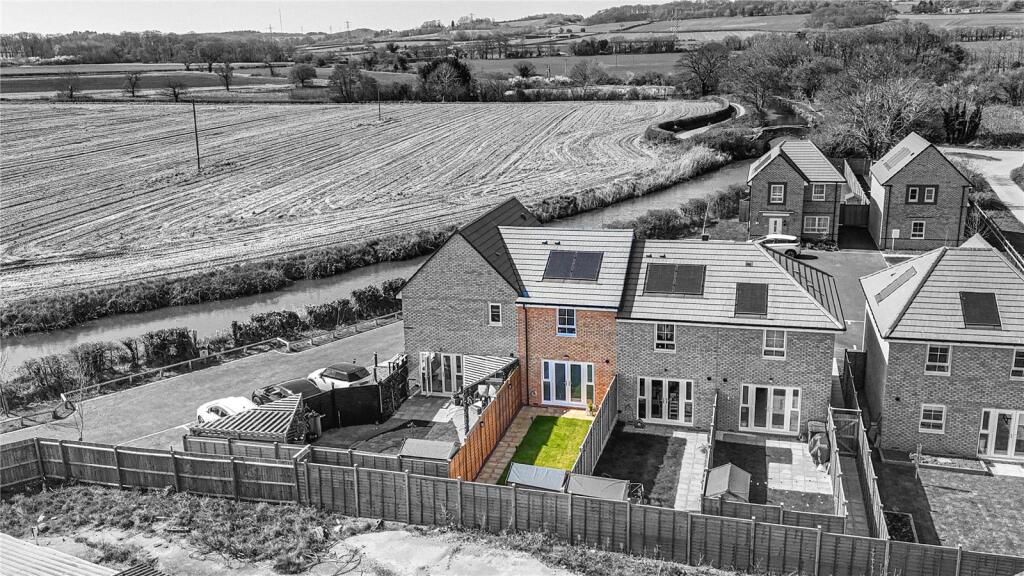 Additional image 20 of Dashwood Close, Tamworth, Staffordshire, B78