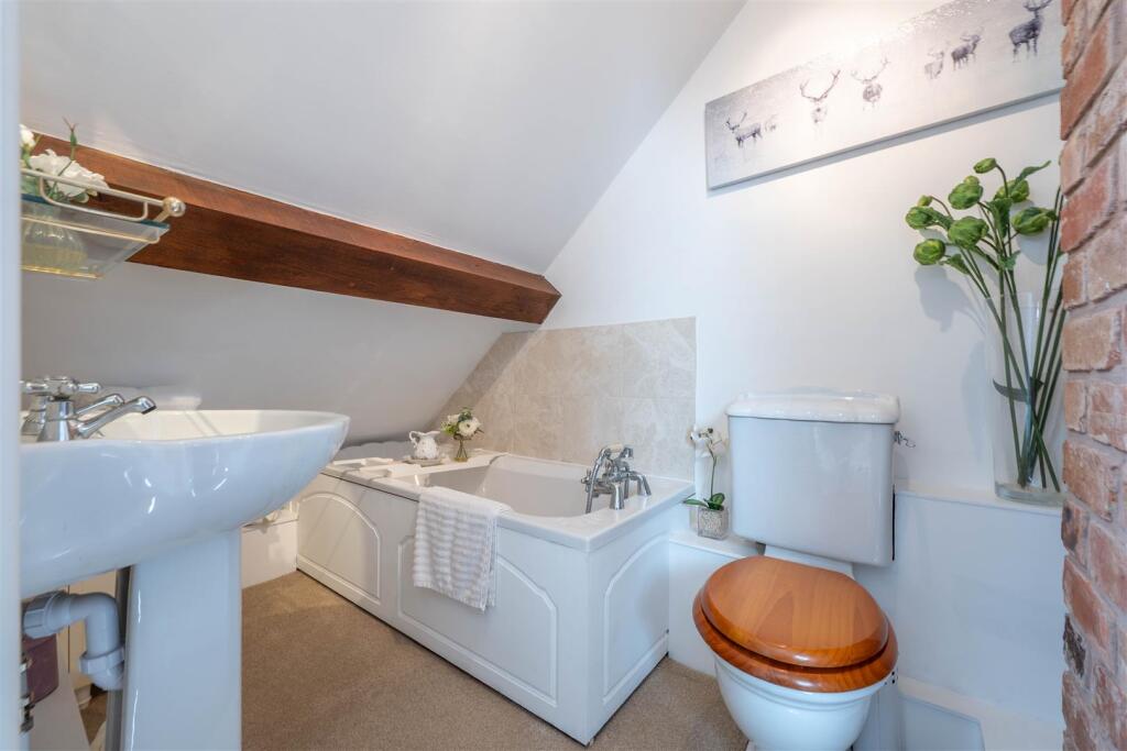 Additional image 20 of Ullenhall Lane, Ullenhall