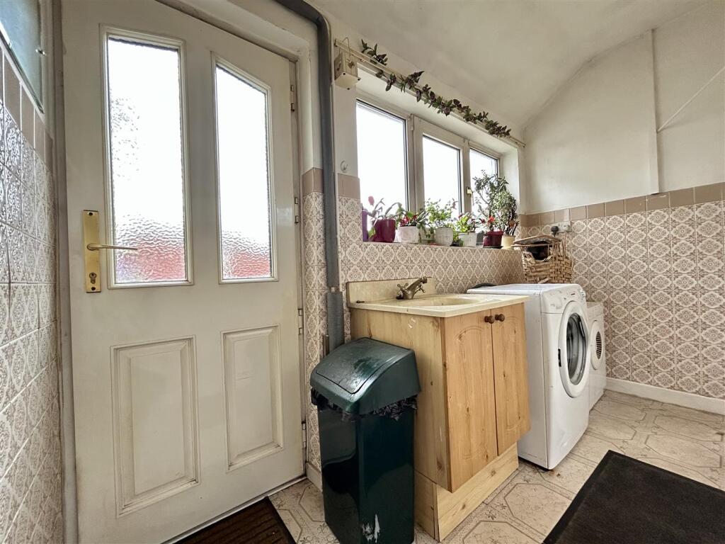 Additional image 7 of Park Lane, Halesowen