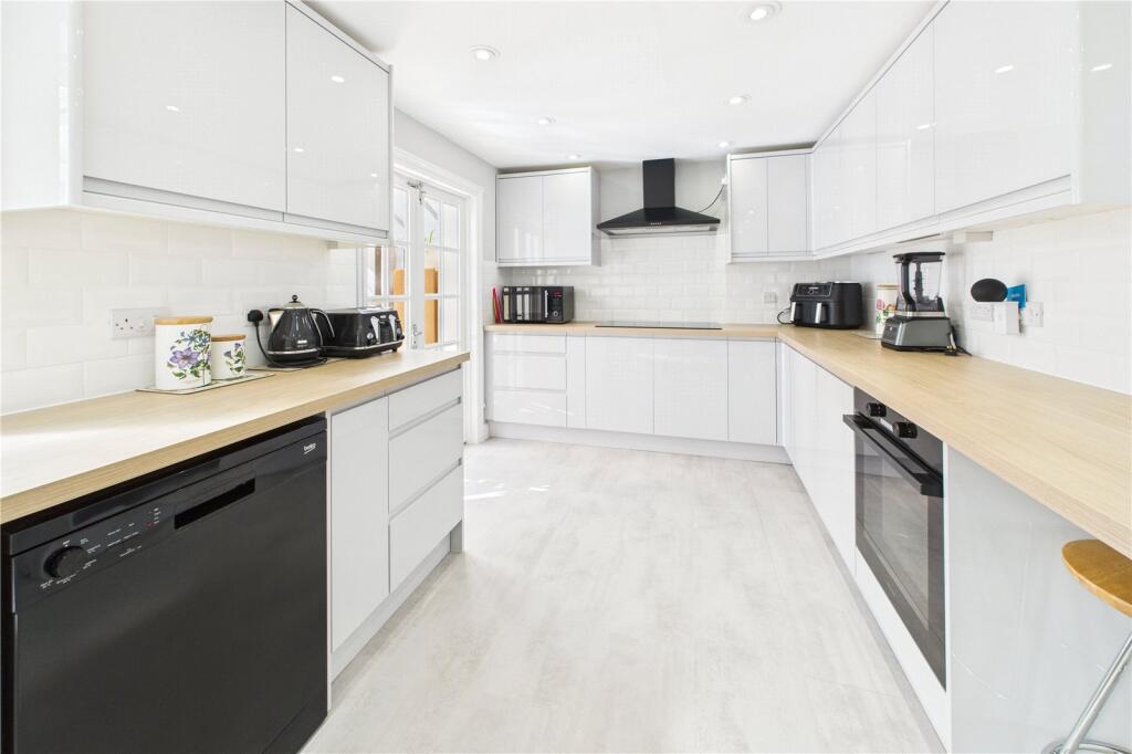 Additional image 33 of Park Way, Midsomer Norton, Radstock, Somerset, BA3