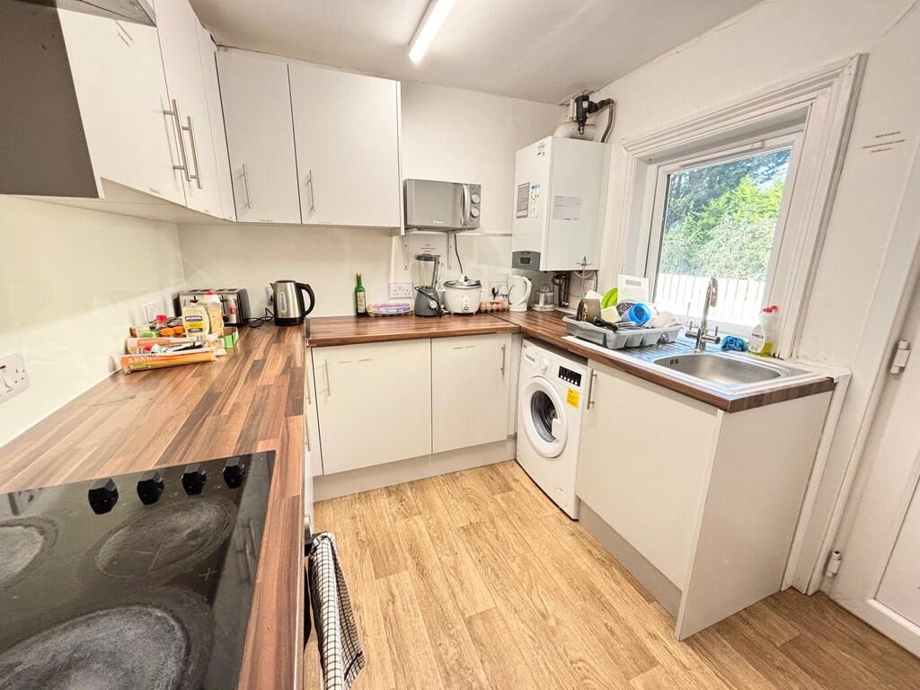 Additional image 8 of Eastland Road, Yeovil