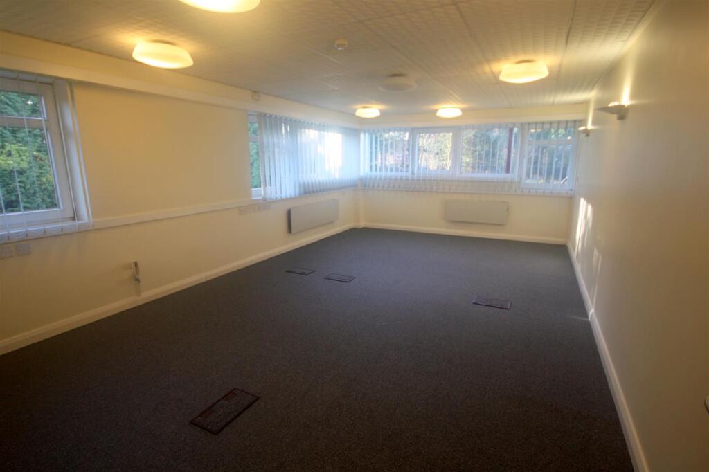 Additional image 4 of Tything Road East, Alcester B49 6ER