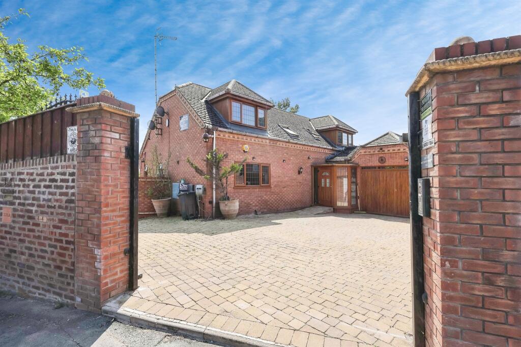 Additional image 24 of Halesowen Road, Cradley Heath