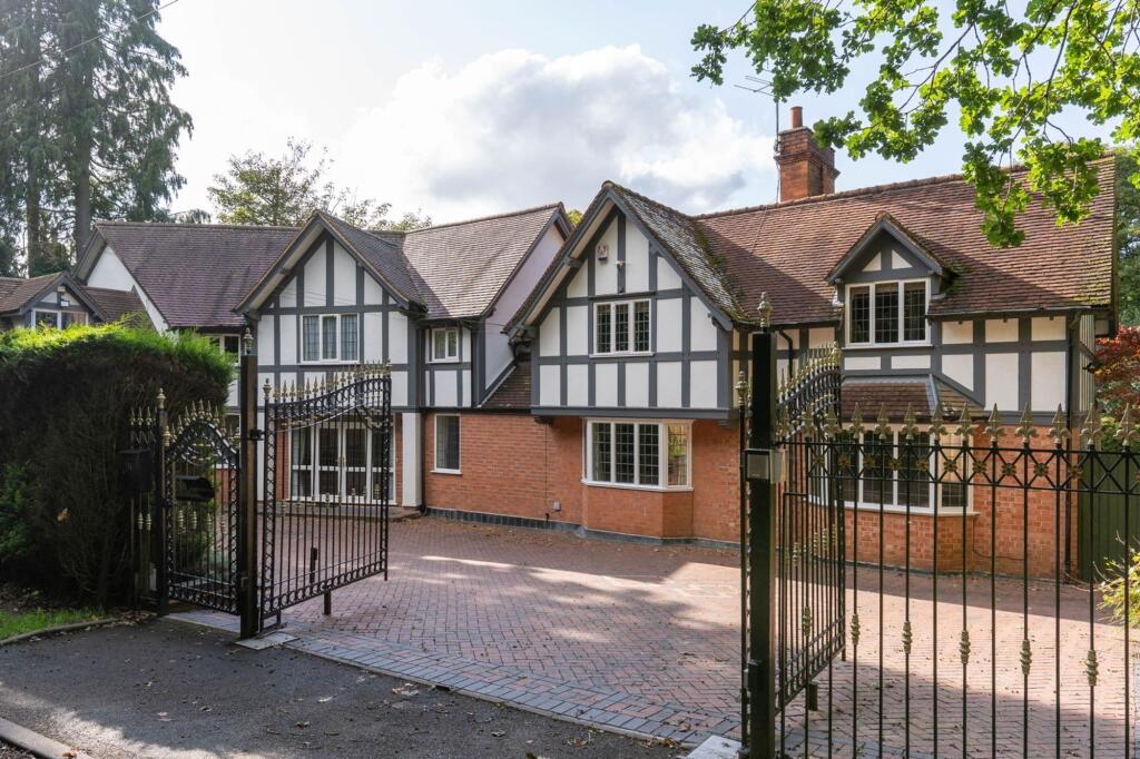 Additional image 35 of Mearse Lane, Barnt Green, B45