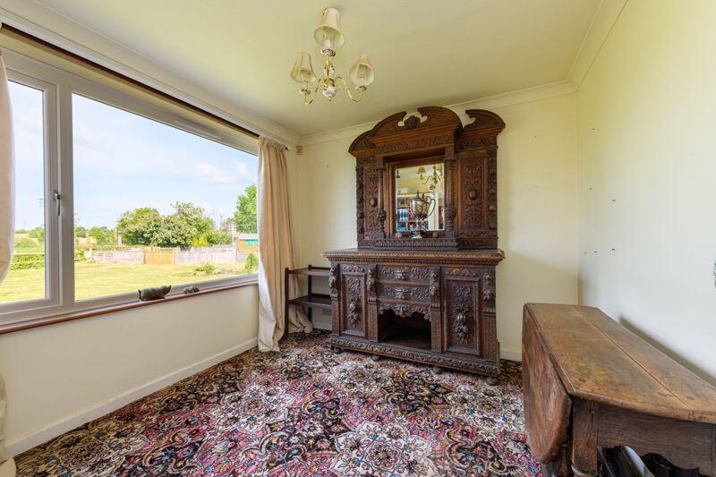 Additional image 7 of Holt