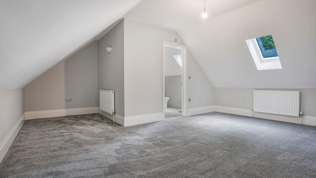 Additional image 33 of Oak View Rise, Four Oaks, B75