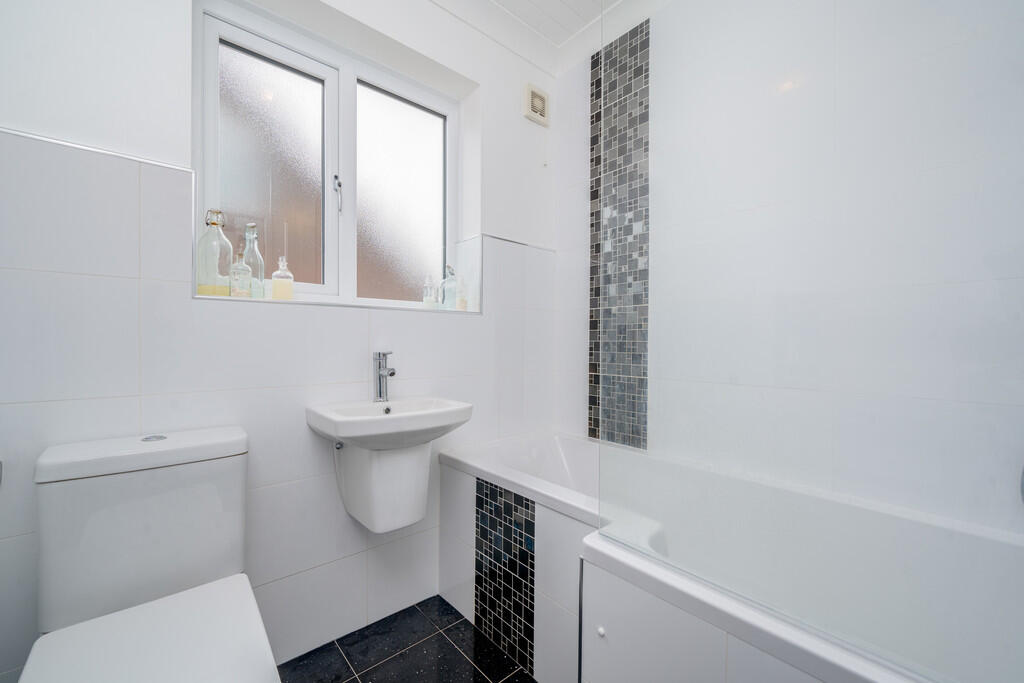 Additional image 12 of Dean Park Avenue, Drighlington