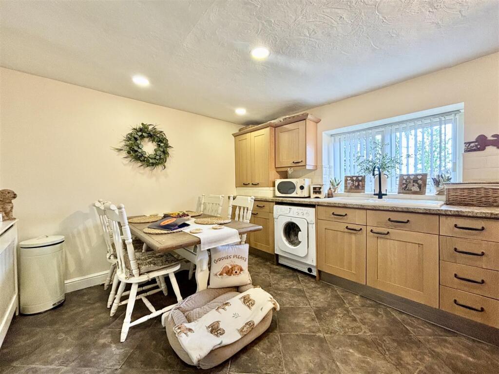 Additional image 6 of Hill Top Road, Thornton, Bradford