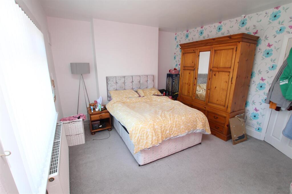 Additional image 7 of Thornhill Grove, Shipley