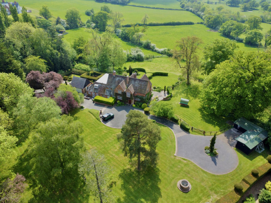 Additional image 3 of Ullenhall Lane, Over 10 Acres with Stables, Swimming Pool