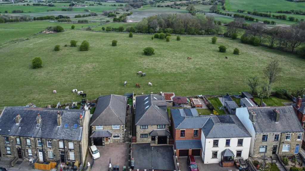 Additional image 77 of Wakefield Road, Drighlington, BD11