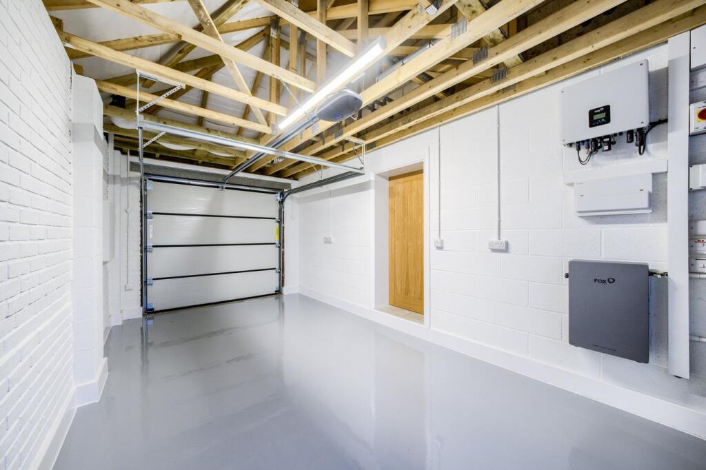 Additional image 18 of Lyttleton Gate, Studley, Warwickshire, B80