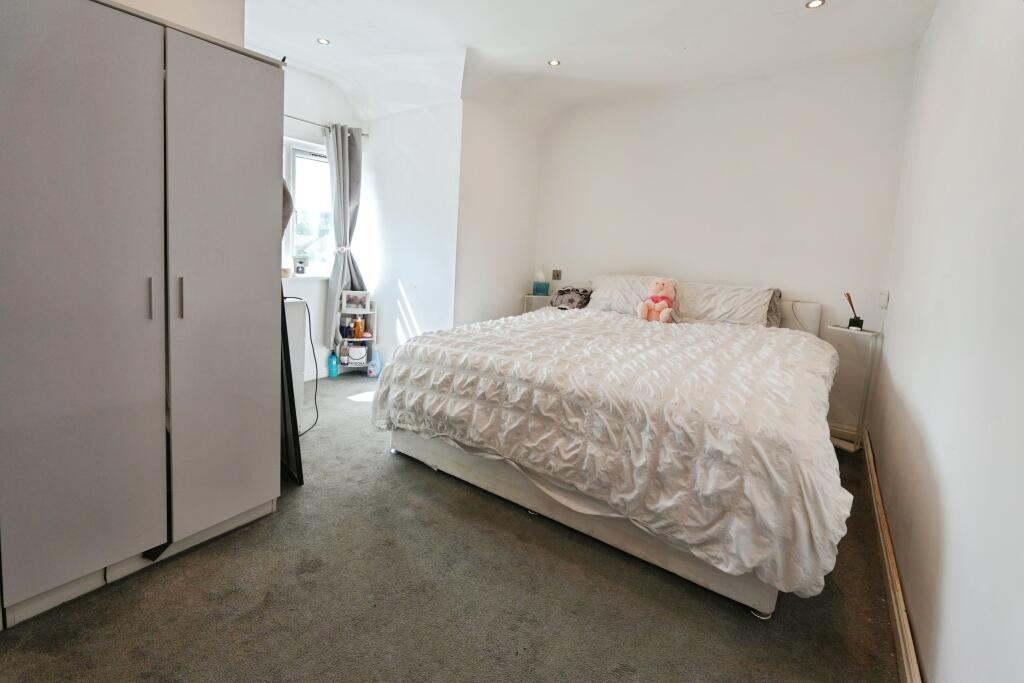 Additional image 9 of Broad Street, Bromsgrove, B61