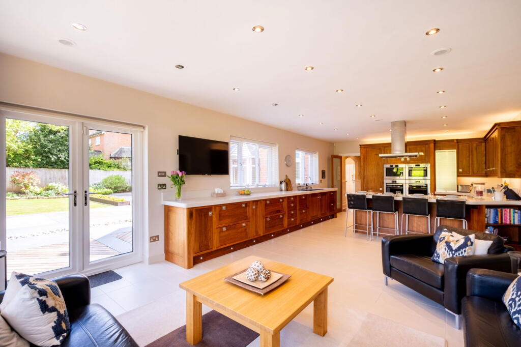 Additional image 8 of Parkstones House, Streetsbrook Road, Solihull, B91 1RL