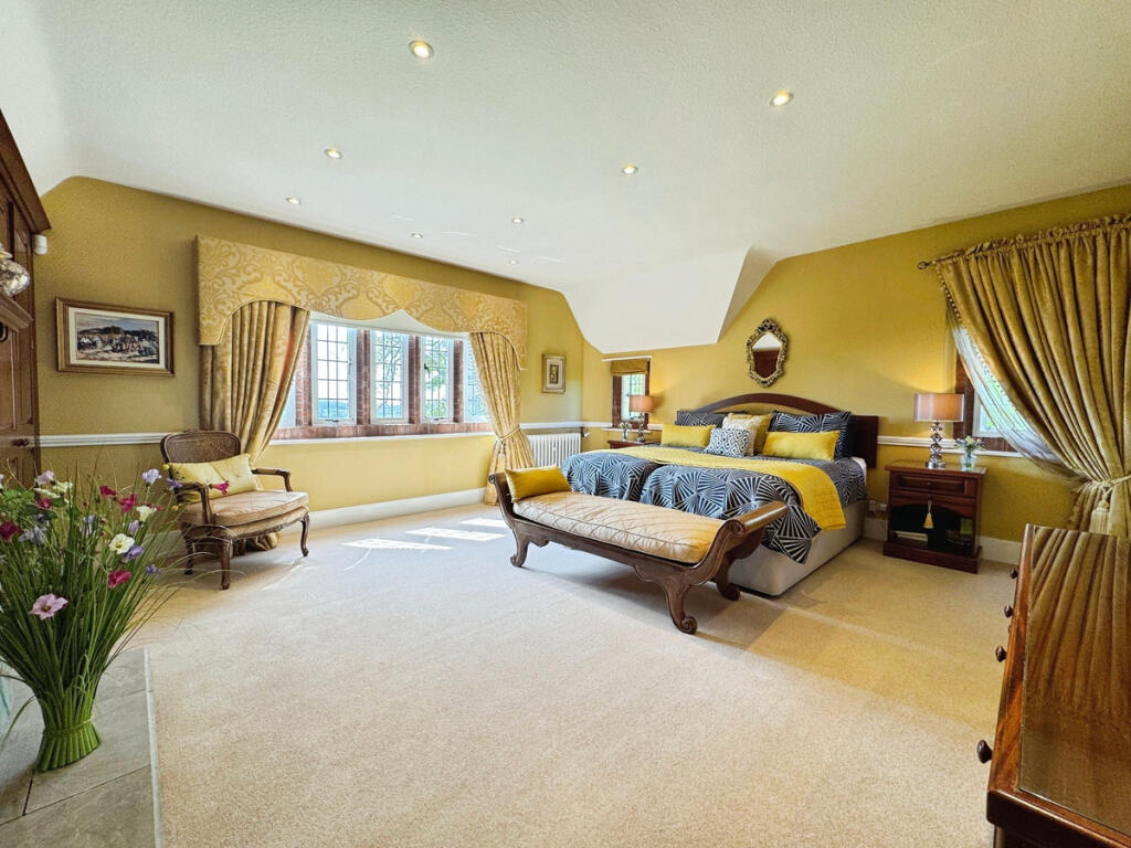 Additional image 24 of Ullenhall Lane, Over 10 Acres with Stables, Swimming Pool