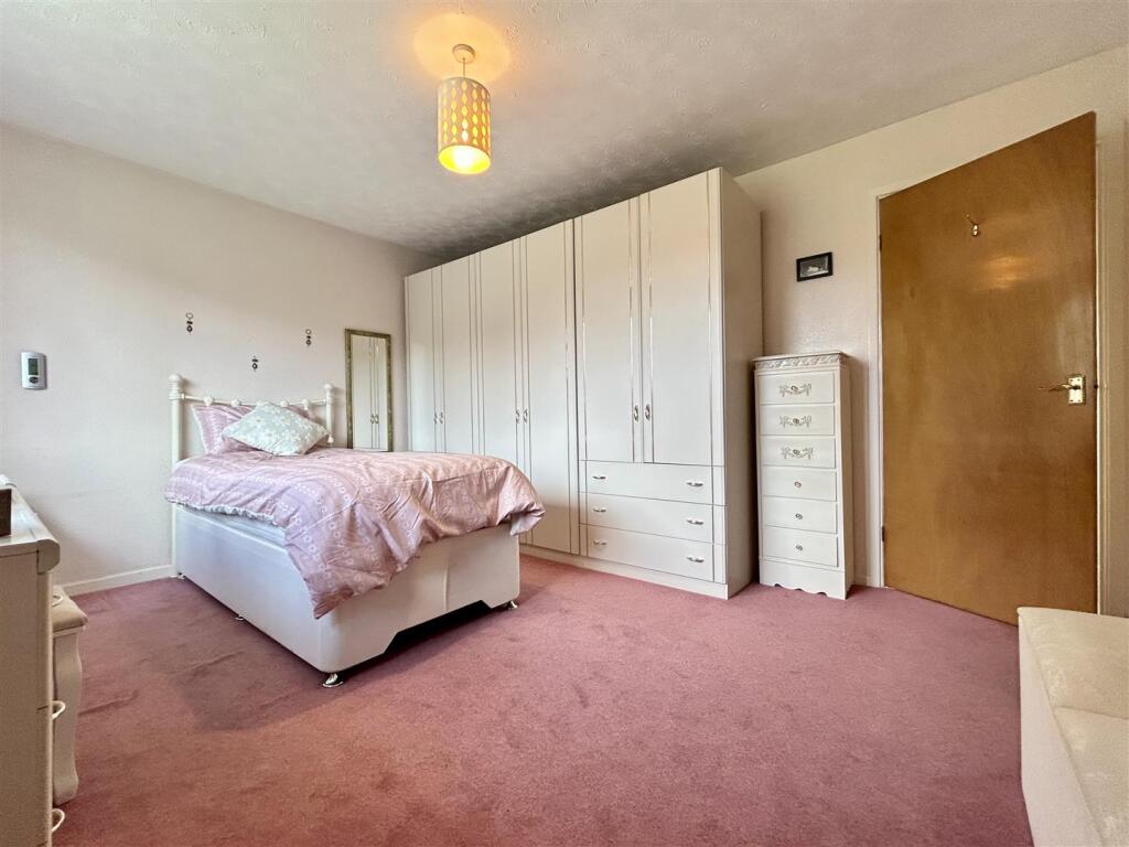 Additional image 8 of Hamilton Avenue, Halesowen