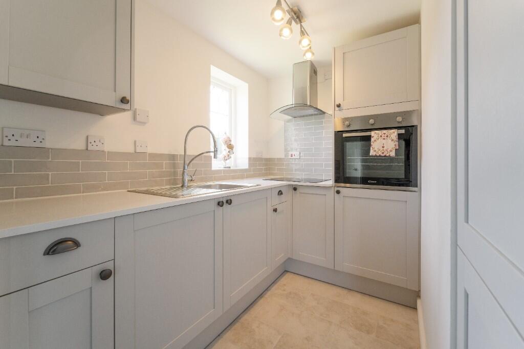 Additional image 5 of Yew Tree Close, Lapworth