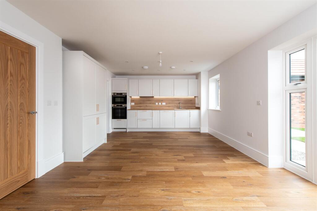 Additional image 7 of No 36, Maybank, Manor Way, Halesowen