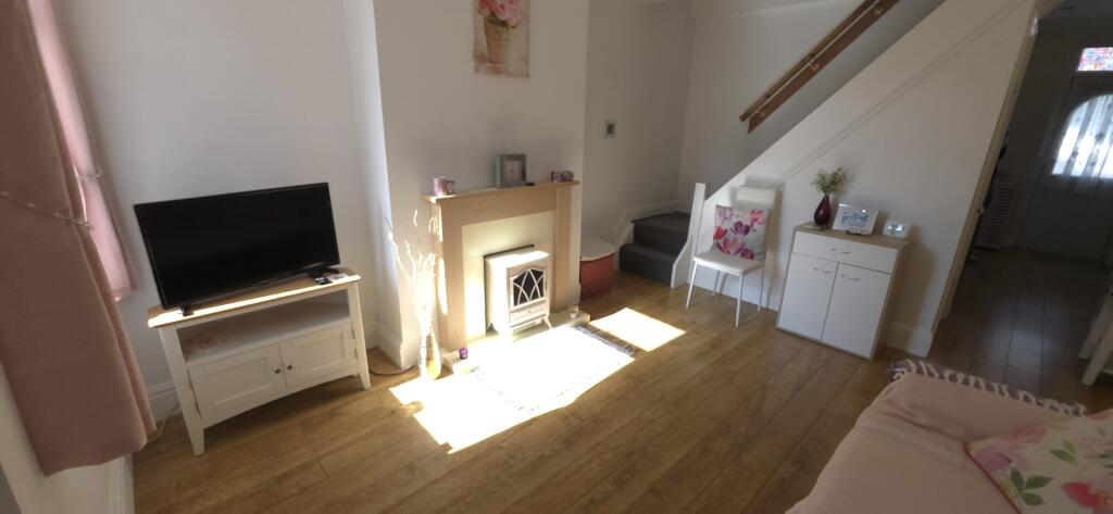 Additional image 9 of Tamworth Road, Two Gates, Tamworth, B77