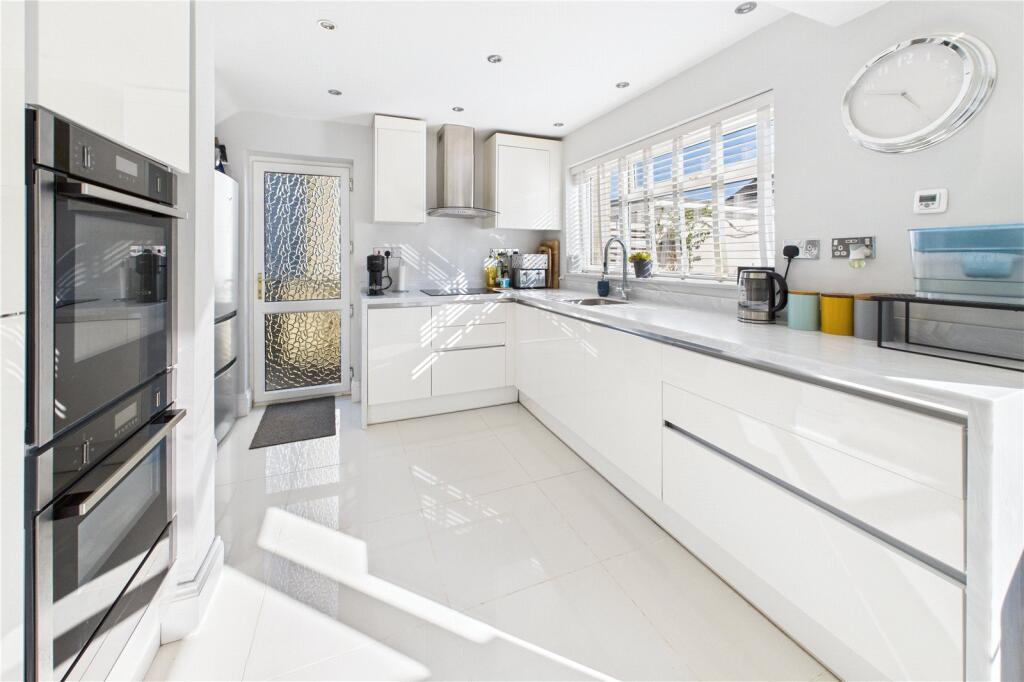 Additional image 4 of Charlton Park, Midsomer Norton, Radstock, Somerset, BA3