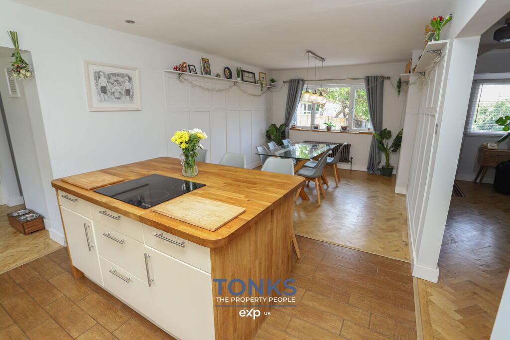 Additional image 5 of Merton Close, Oldbury, B68 8NG