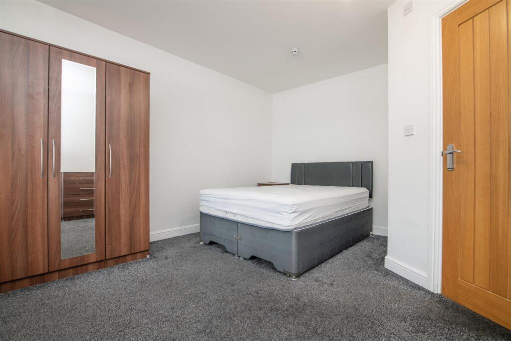 Additional image 22 of Farm Close, Solihull