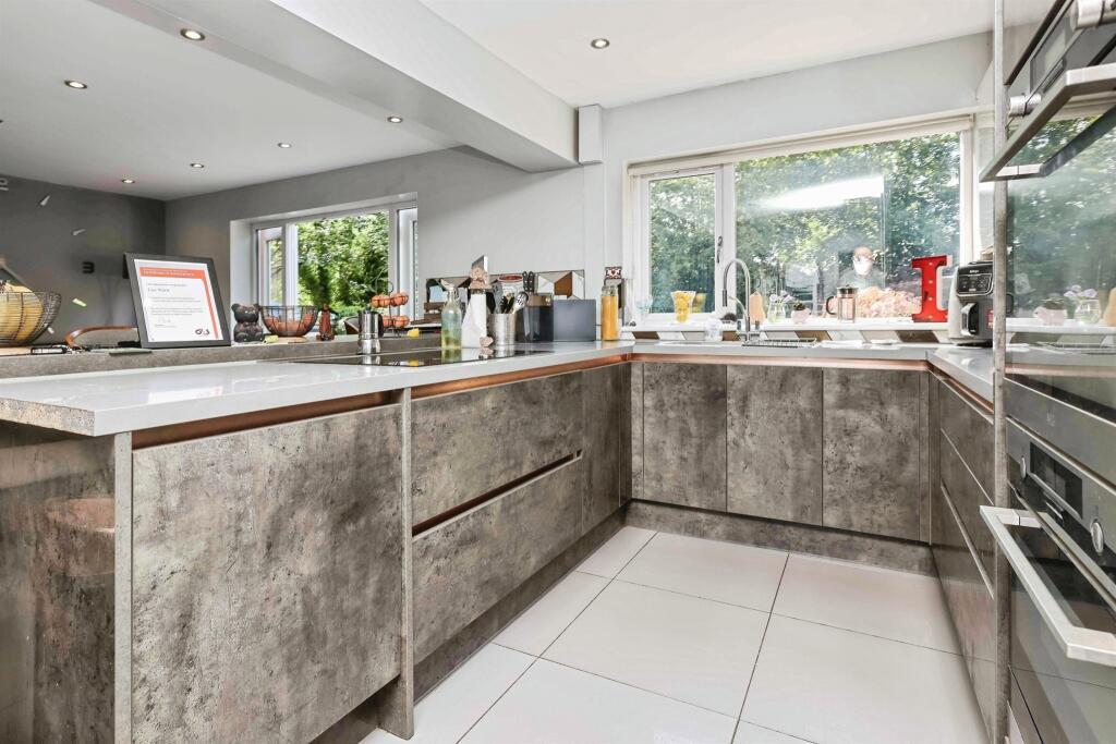 Additional image 10 of Princess Crescent, Halesowen