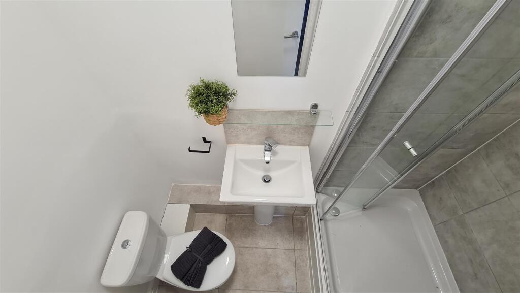 Additional image 2 of Rood End Road, Oldbury, Birmingham