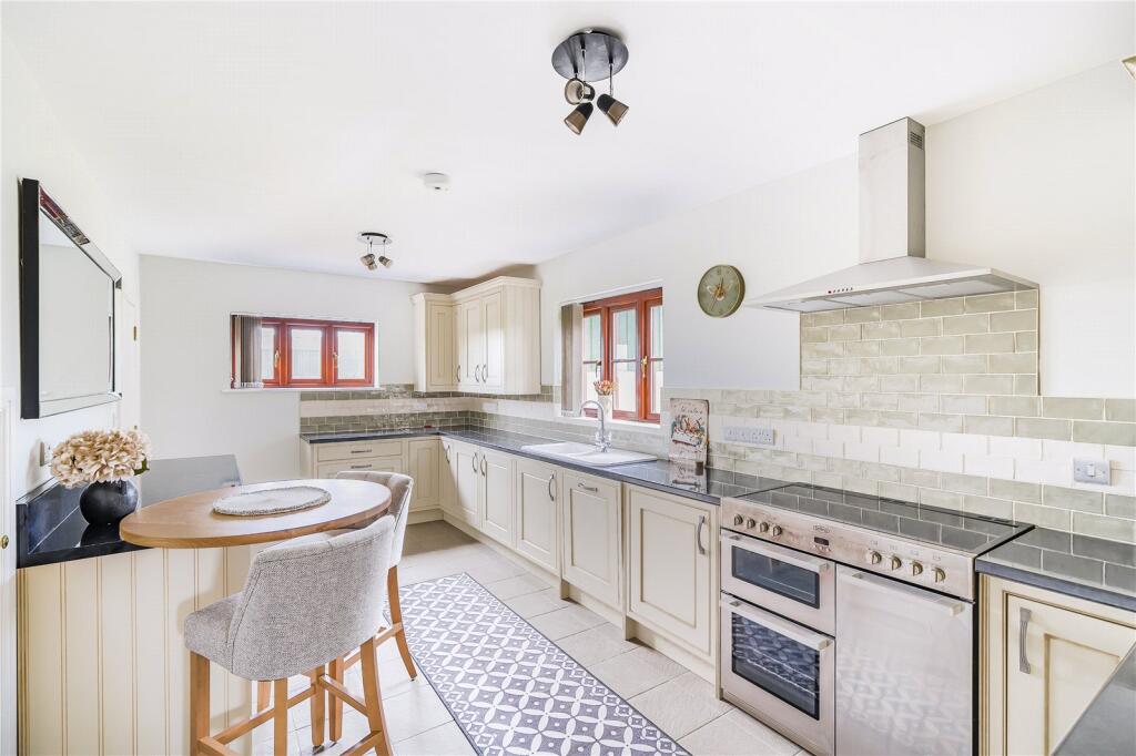 Additional image 2 of Southwood, Glastonbury, Somerset, BA6