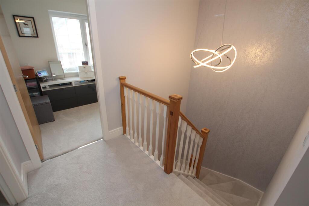 Additional image 9 of Sandhill Fold, Idle, Bradford