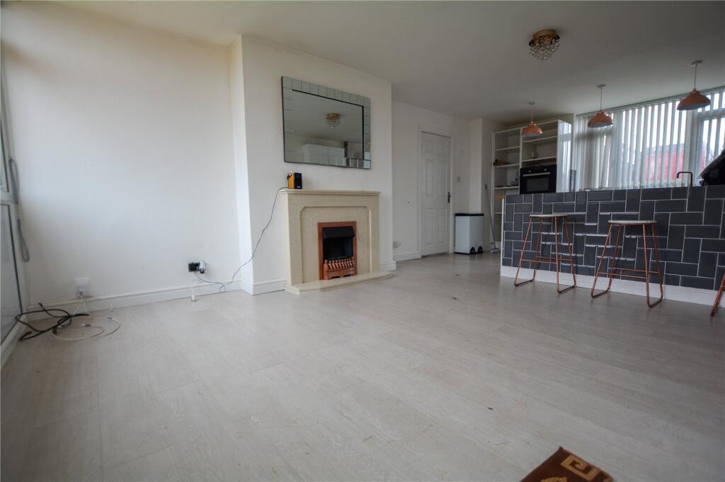 Additional image 3 of Portland Avenue, Tamworth, Staffordshire, B79