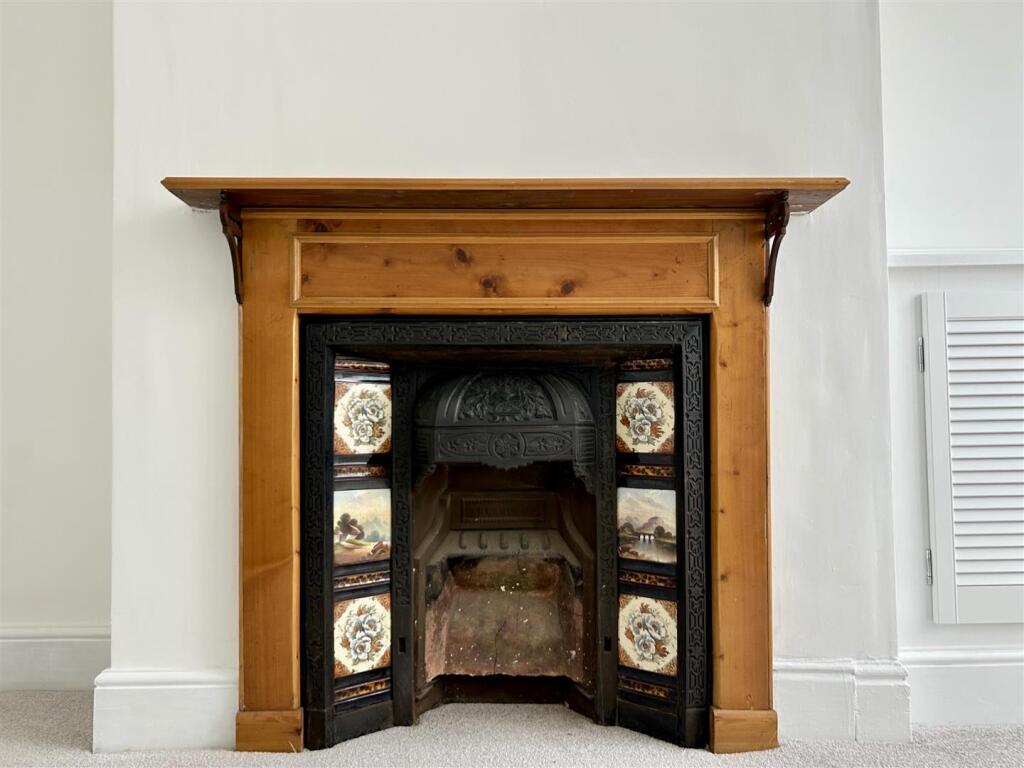 Additional image 3 of Halesowen Road, Cradley Heath