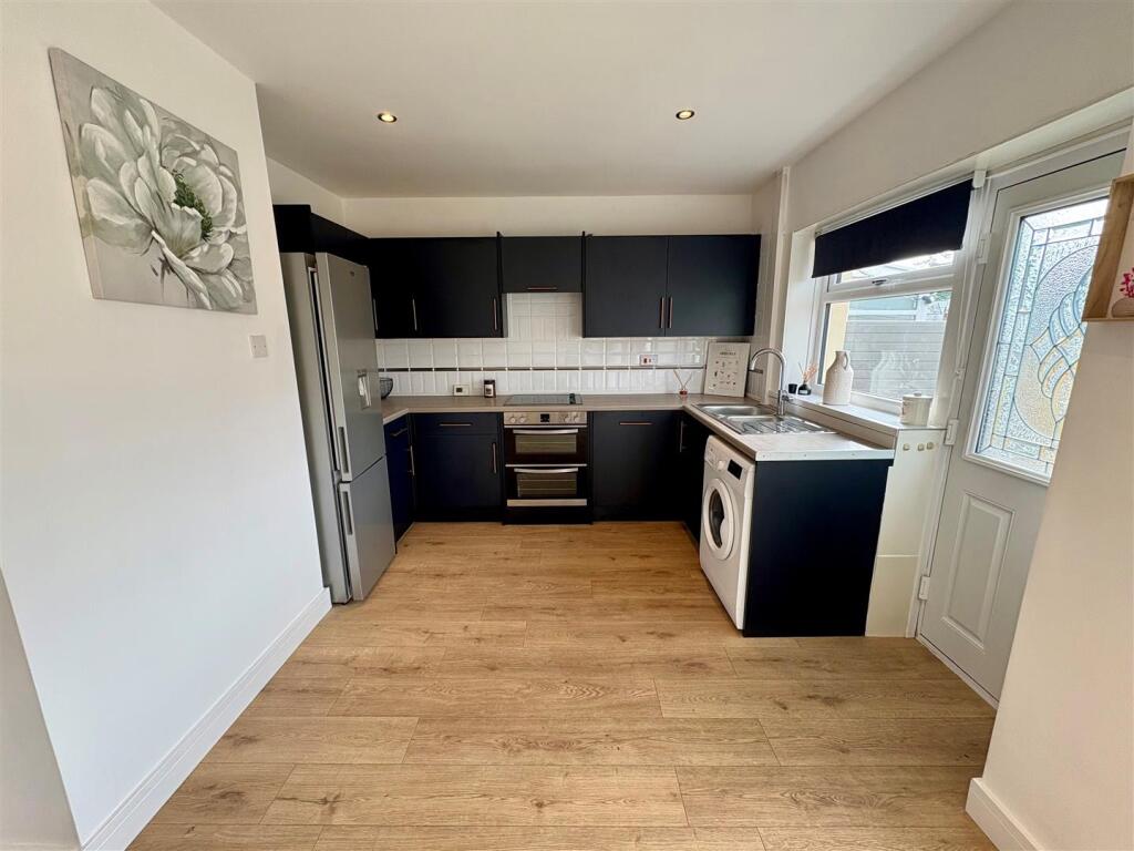 Additional image 6 of Greenacre Close, Wyke, Bradford