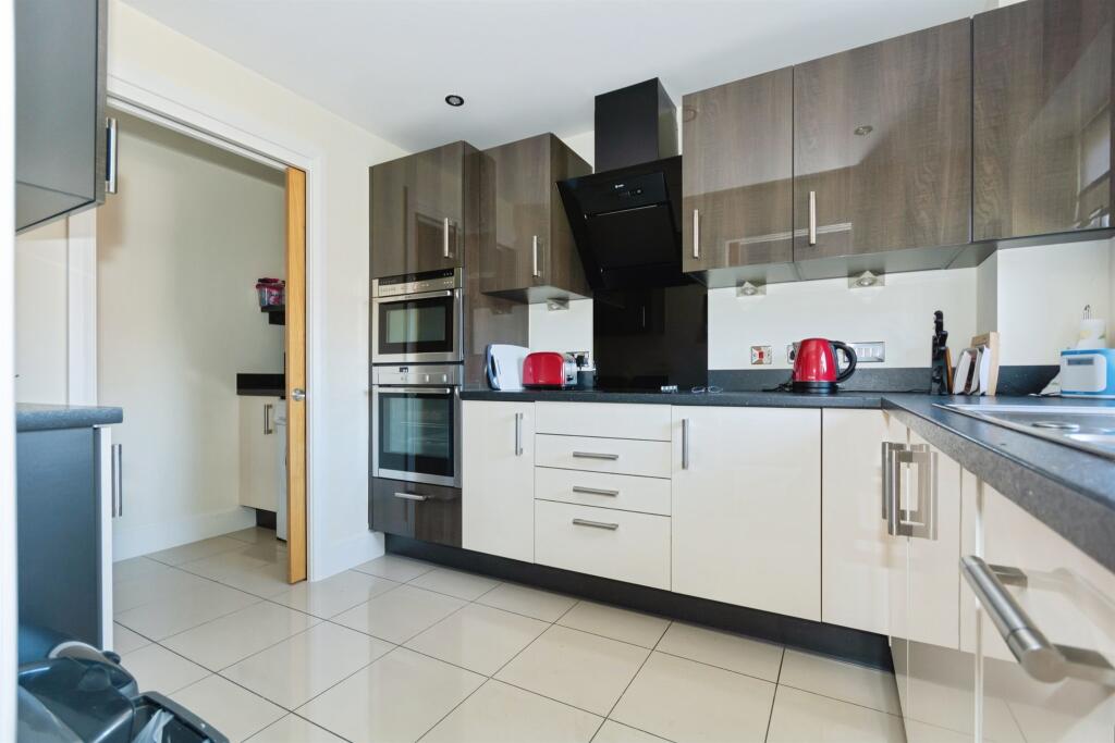 Additional image 9 of 911-913 Warwick Road, Solihull