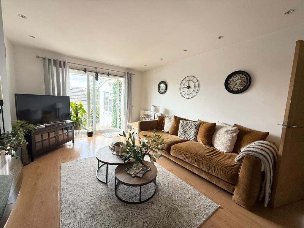 Additional image 2 of Otley Road, Bingley, West Yorkshire, BD16