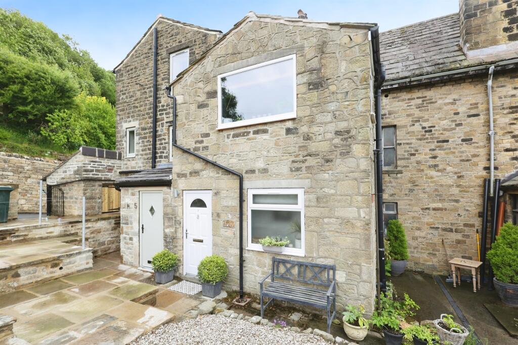 Additional image 13 of Peasacre, Micklethwaite, Bingley