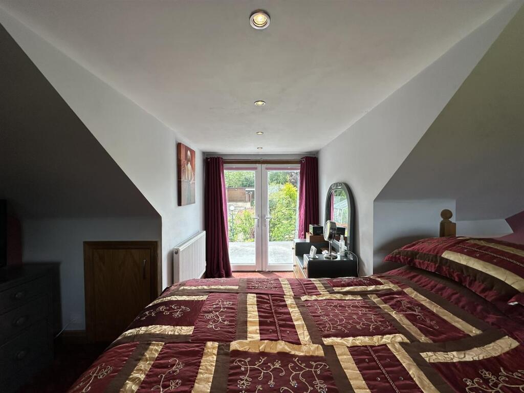 Additional image 29 of Moor View Drive, Bingley