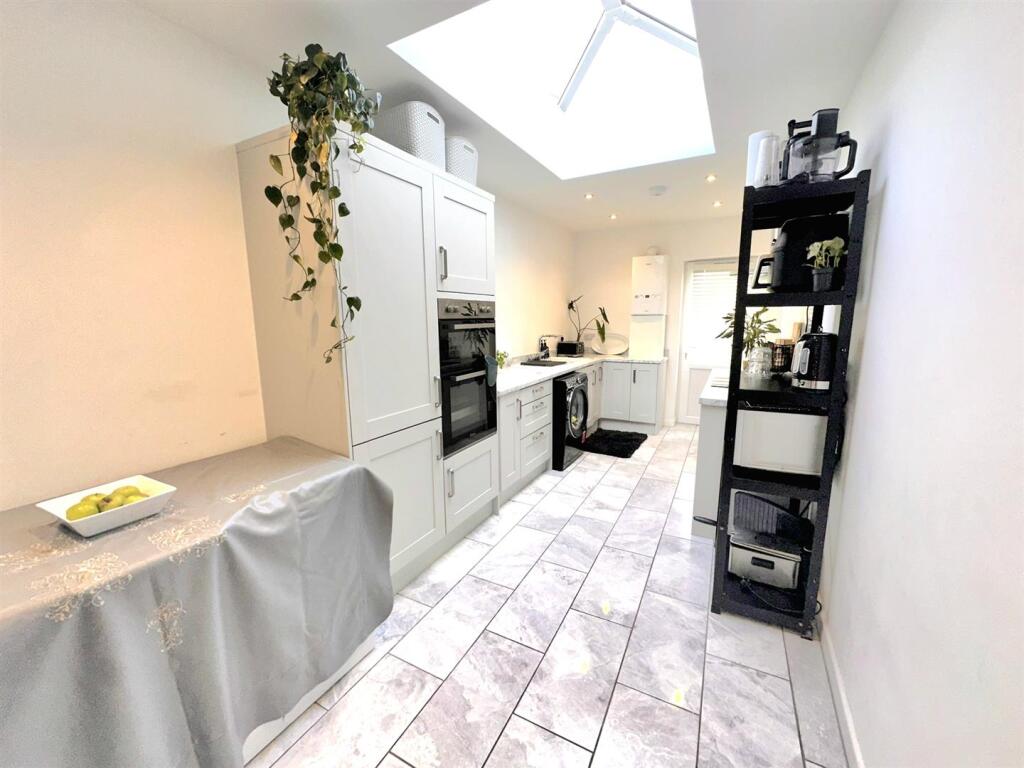 Additional image 5 of Throne Crescent, Rowley Regis