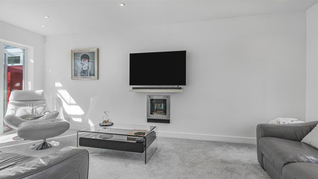 Additional image 9 of Whitley Drive, Streetly, Sutton Coldfield