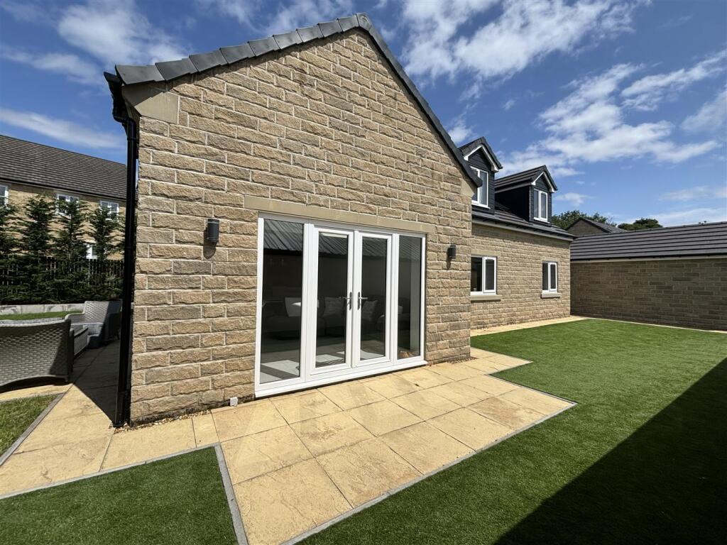 Additional image 22 of Park Lane, Queensbury, BD13 1QH